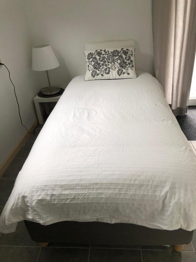 Aquavilla Bed & Breakfast Willebroek Exteriör bild
